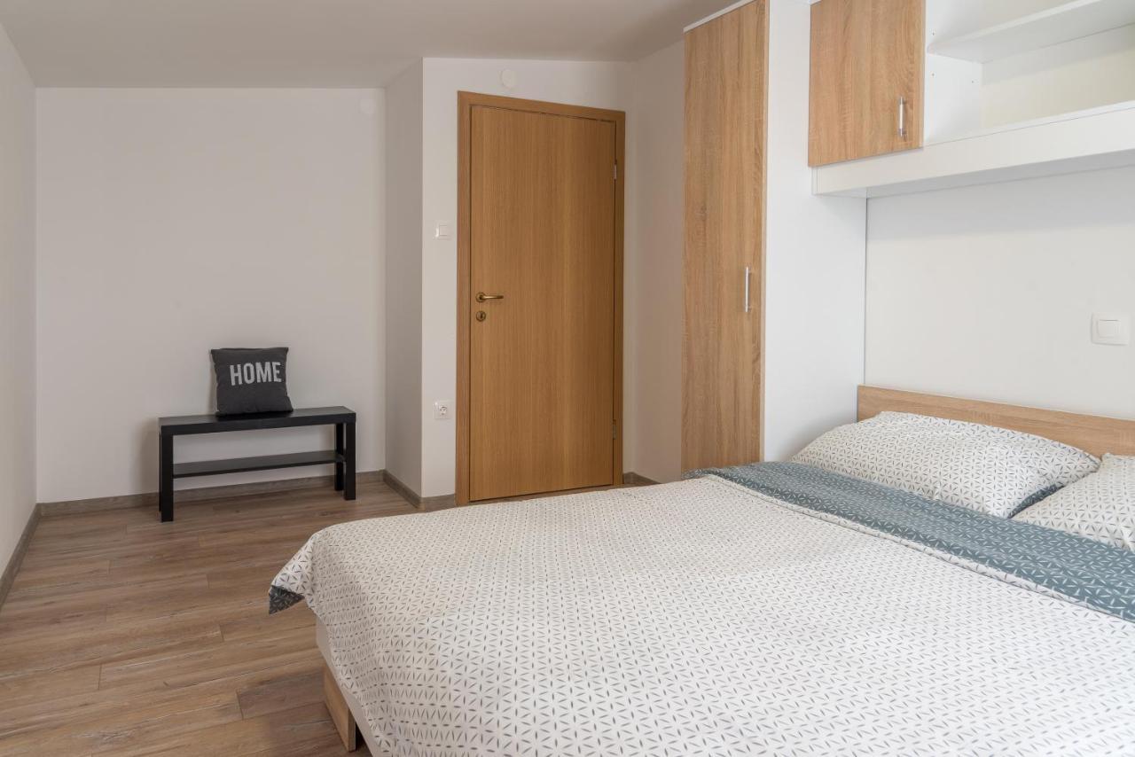 Apartmani Krzak نين المظهر الخارجي الصورة
