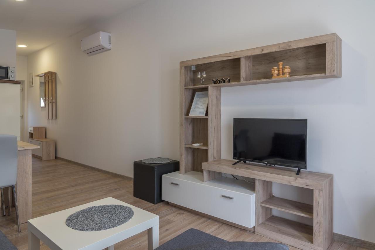 Apartmani Krzak نين المظهر الخارجي الصورة