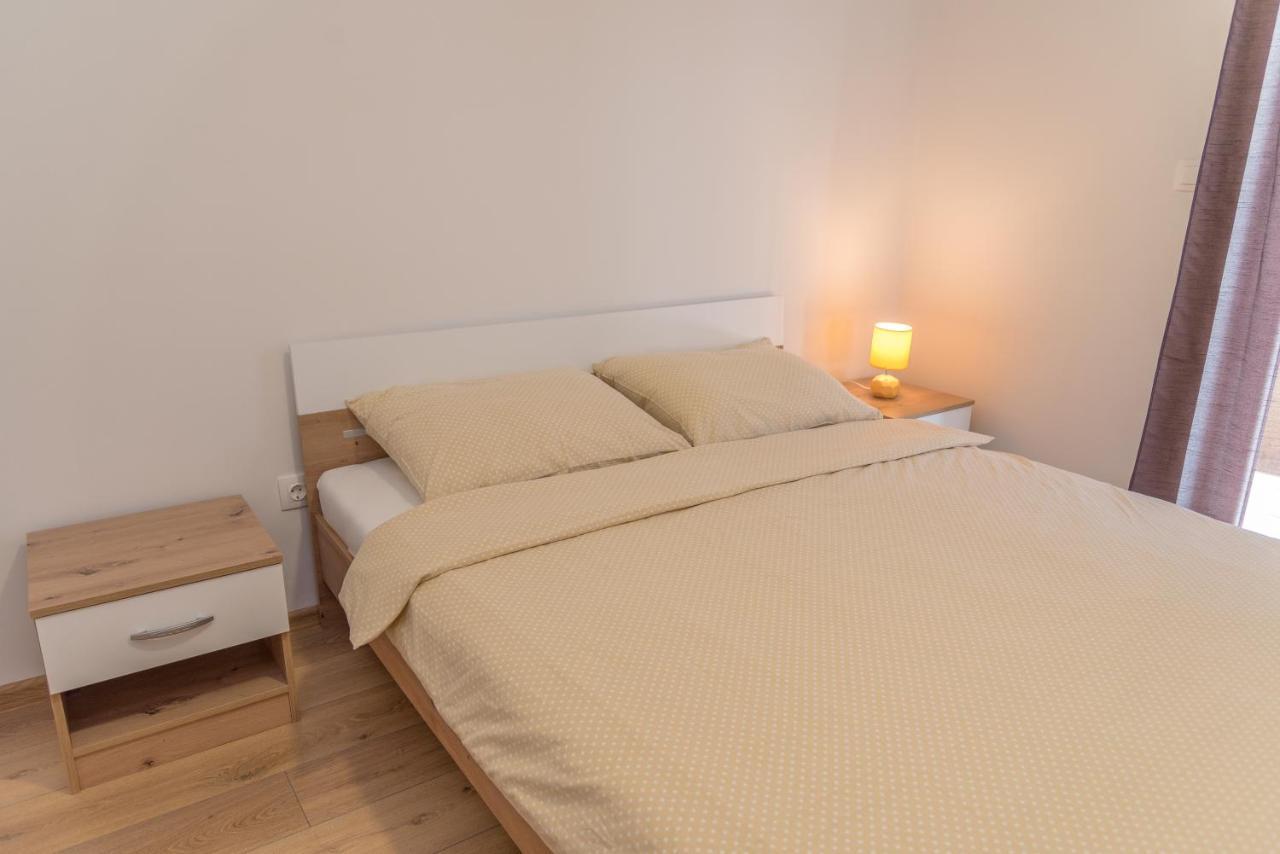 Apartmani Krzak نين المظهر الخارجي الصورة