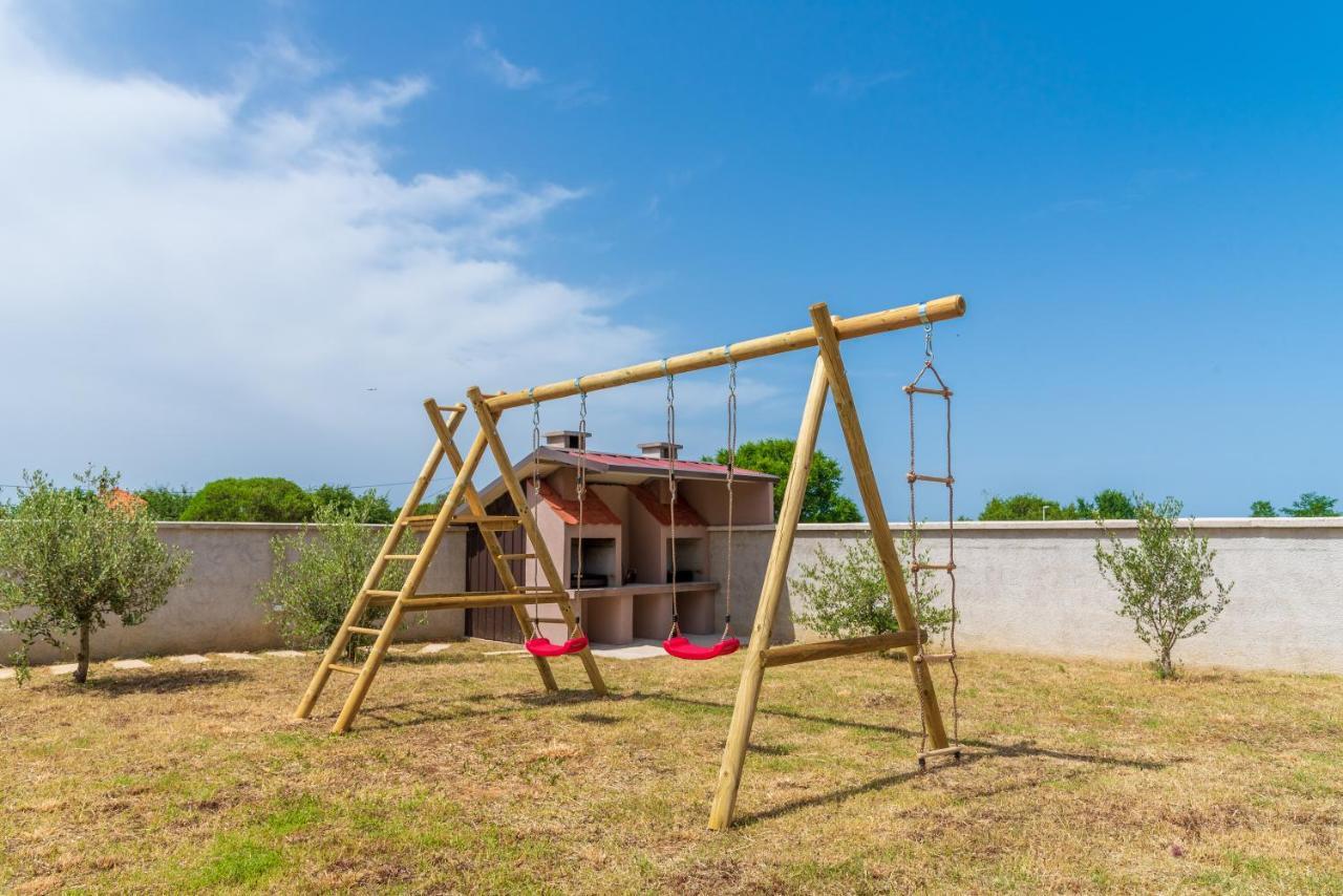 Apartmani Krzak نين المظهر الخارجي الصورة