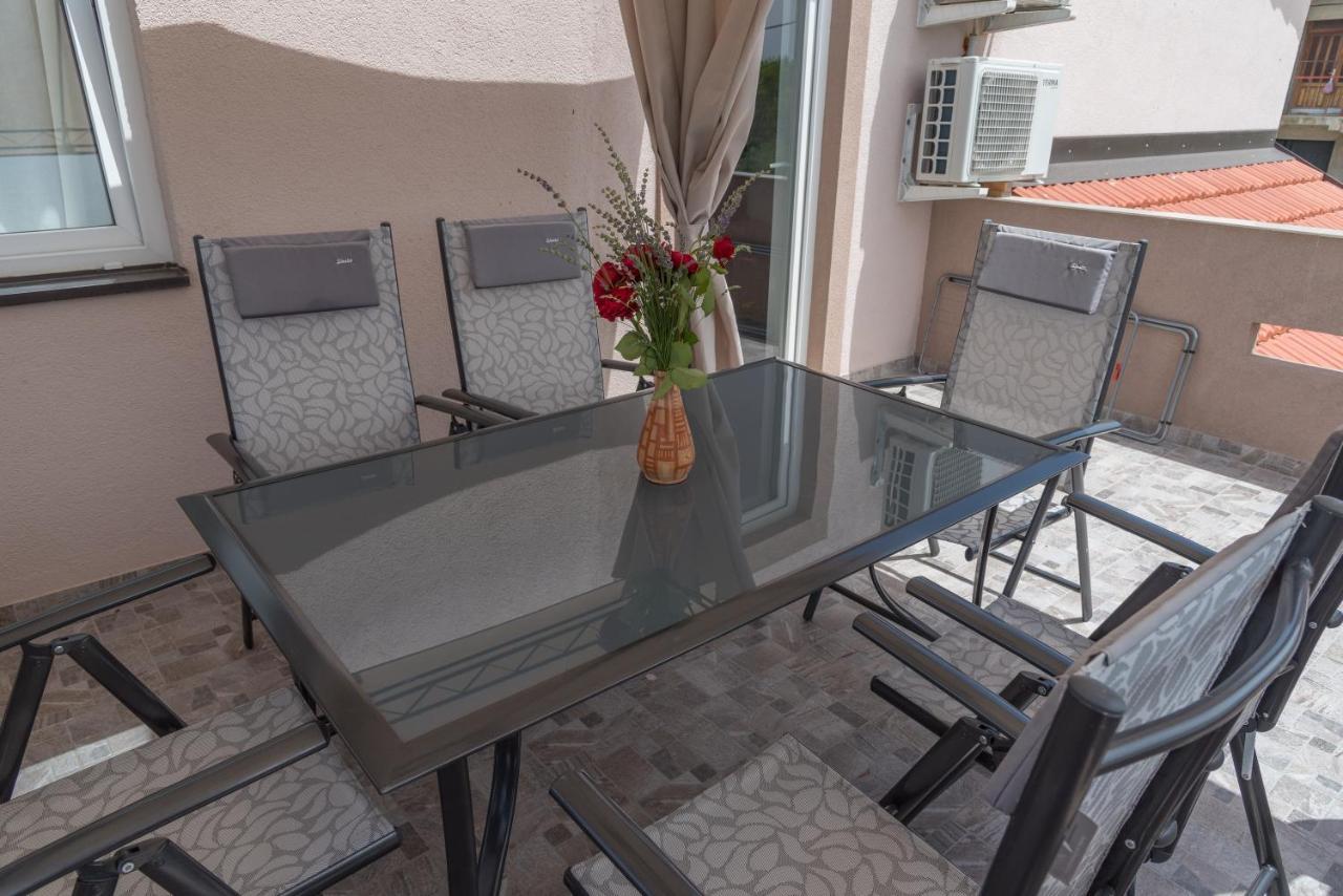 Apartmani Krzak نين المظهر الخارجي الصورة